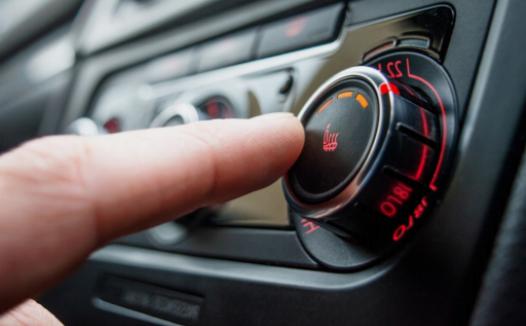 Ikke ignorere rare lukter: Mulige problemer med bilens klimaanlegg